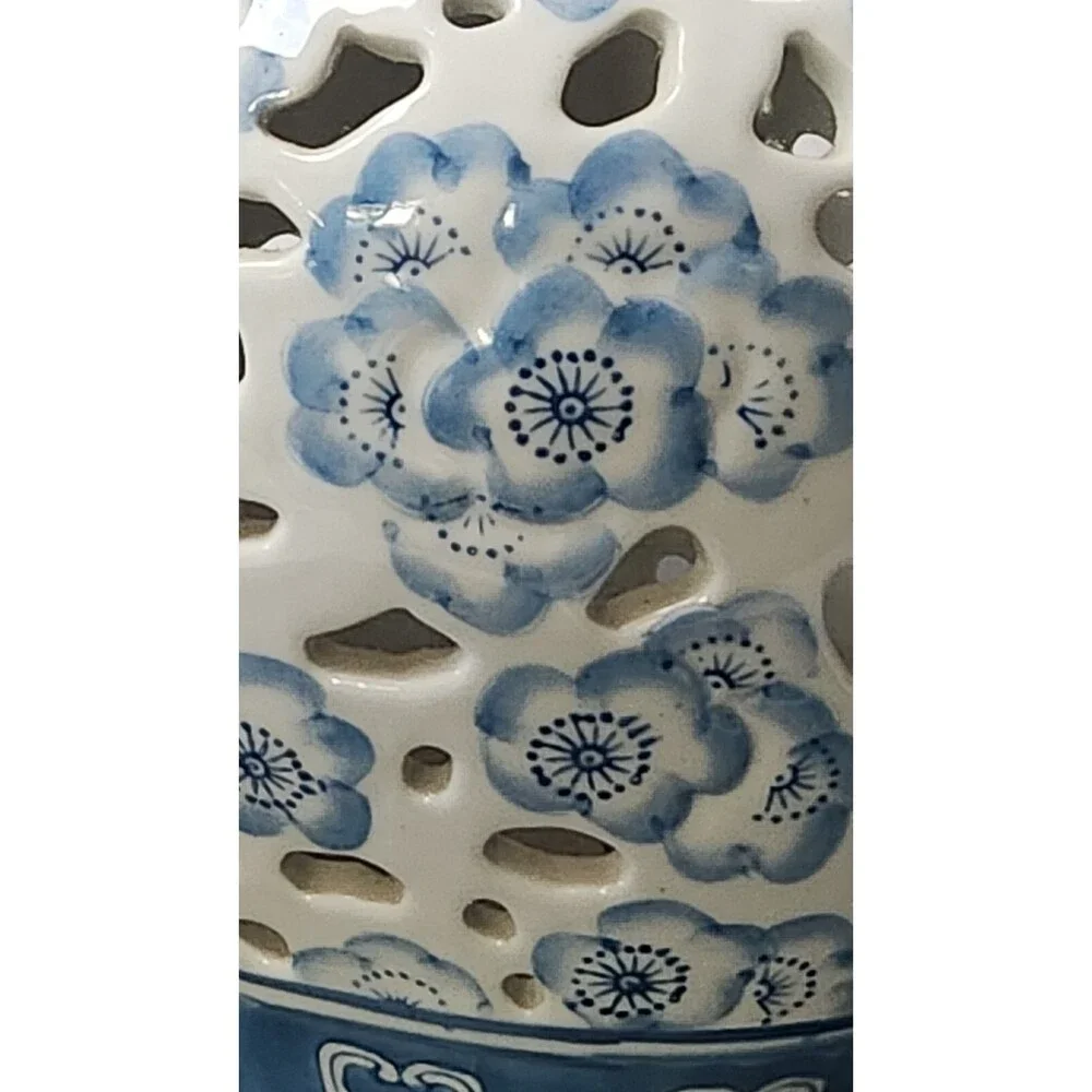 House dec ceramic Porcelain Vase Chinese Style  hollow-carved  8